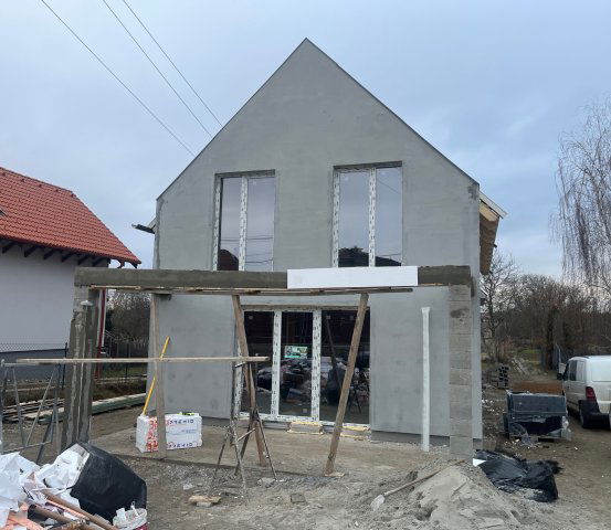 Eladó ikerház, Gödöllőn 114.9 M Ft, 5 szobás