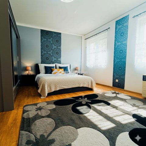 Eladó téglalakás, Kecskeméten 50 M Ft, 3 szobás