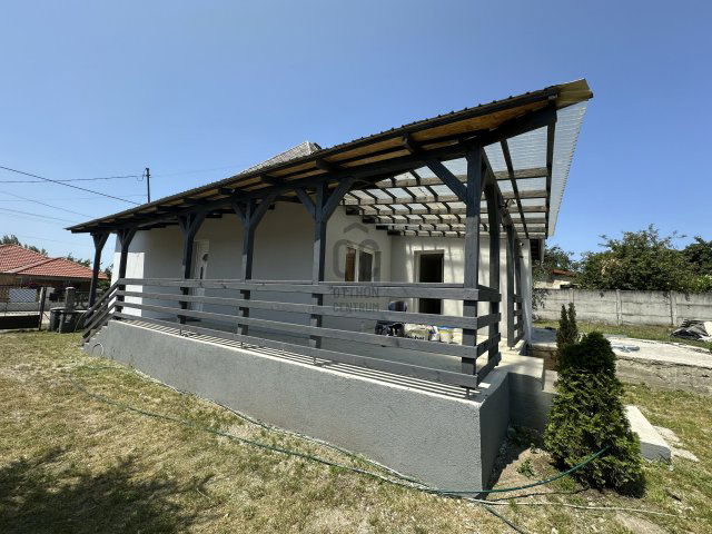 Eladó családi ház, Esztergomban 55 M Ft, 3 szobás