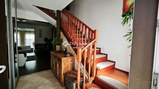 Eladó családi ház, Budapesten, XVII. kerületben 173.4 M Ft