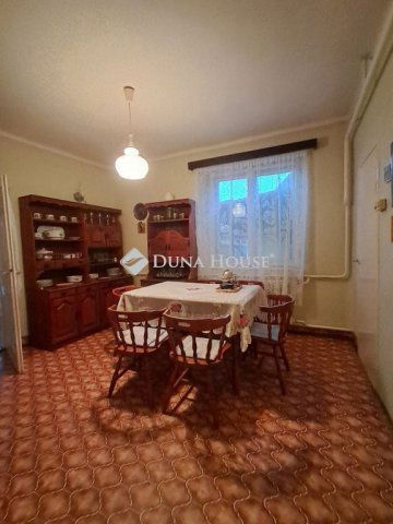 Eladó családi ház, Újlétán 20 M Ft, 2 szobás