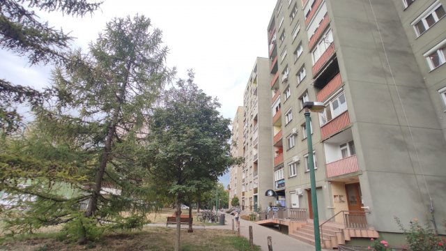 Eladó téglalakás, Dunaújvárosban, Vasmű úton 35.9 M Ft