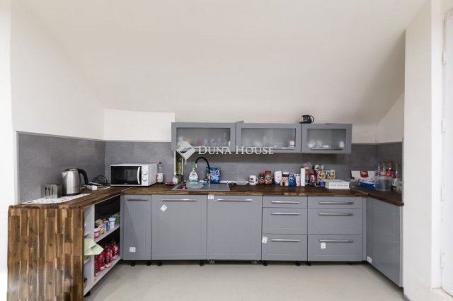 Eladó iroda, Budapesten, VI. kerületben 89 M Ft, 3 szobás