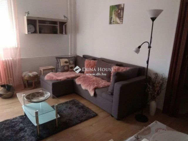 Kiadó téglalakás, albérlet, Debrecenben 230 E Ft / hó, 2 szobás
