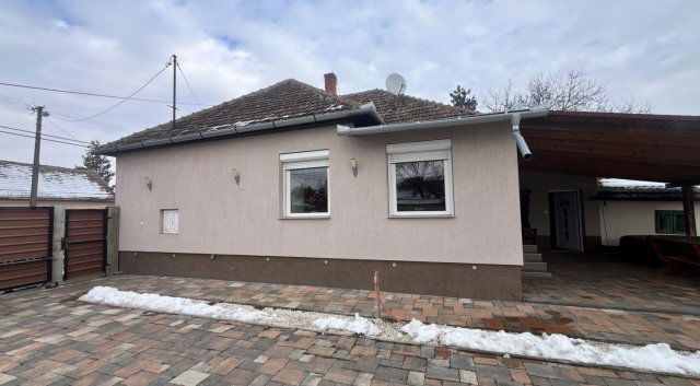 Eladó családi ház, Sarkadon 29.9 M Ft, 2 szobás