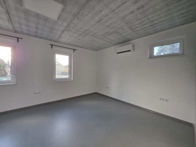 Kiadó téglalakás, albérlet, Adonyban 150 E Ft / hó, 1 szobás