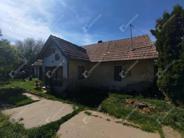 Eladó családi ház, Kaposfőn 11.9 M Ft, 2 szobás