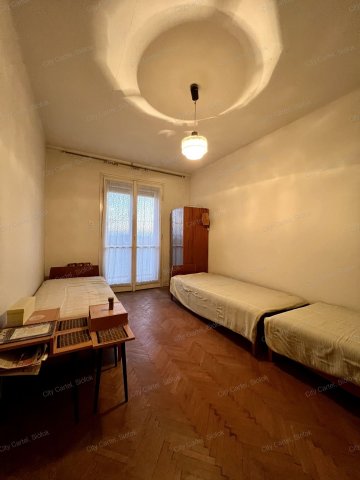 Eladó téglalakás, Balatonfüreden 49.99 M Ft, 3 szobás