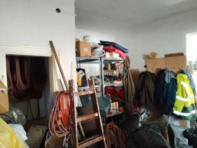 Eladó ipari ingatlan, Budapesten, IV. kerületben 35 M Ft