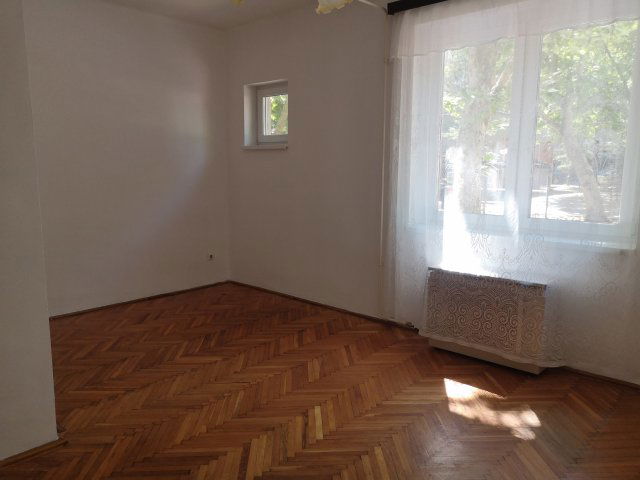 Kiadó téglalakás, albérlet, Gyulán 90 E Ft / hó, 2+1 szobás