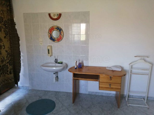 Kiadó családi ház, albérlet, Balatonföldváron 350 E Ft / hó