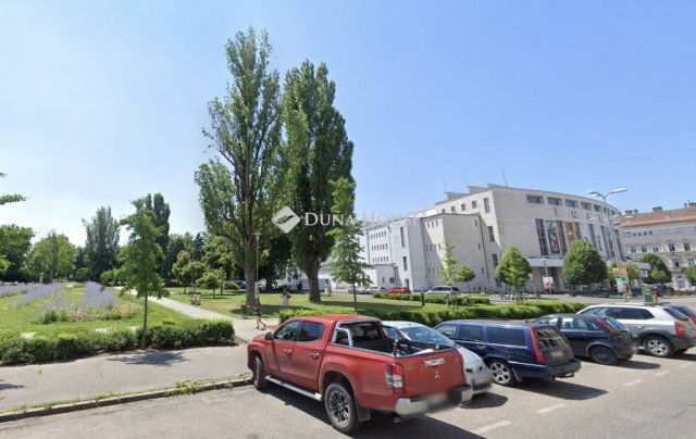 Eladó téglalakás, Budapesten, VIII. kerületben 82.9 M Ft