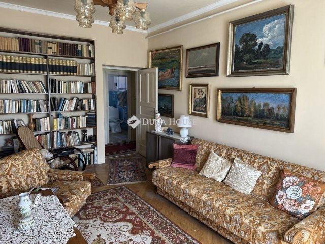 Eladó téglalakás, Kecskeméten 57.5 M Ft, 2 szobás