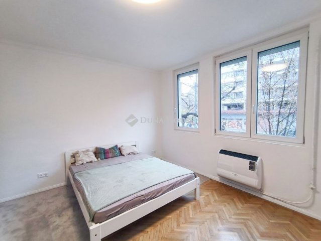 Eladó téglalakás, Budapesten, XIII. kerületben 74 M Ft, 2 szobás