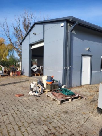 Kiadó ipari ingatlan, Szadán 550 E Ft / hó / költözzbe.hu