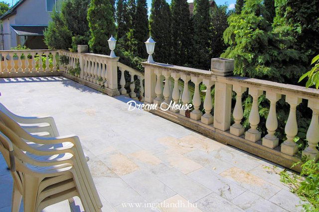 Kiadó családi ház, albérlet, Nyíregyházán 300 E Ft / hó