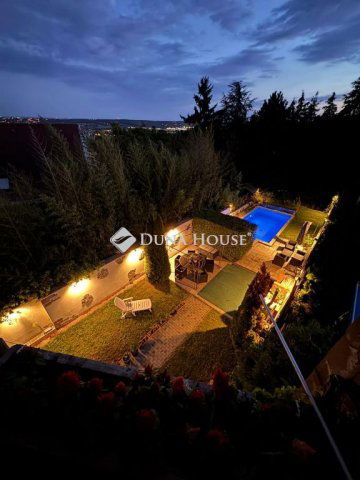 Eladó családi ház, Budapesten, XII. kerületben 225 M Ft