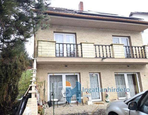 Eladó családi ház, Zalakaroson 143.7 M Ft, 5 szobás