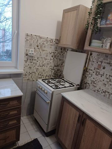 Eladó téglalakás, Szolnokon 25.785 M Ft, 1 szobás