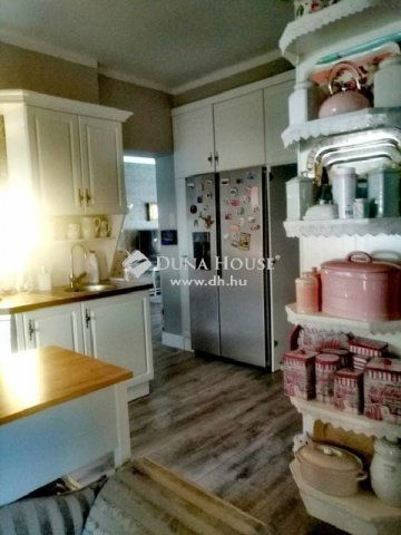 Eladó ikerház, Vasváron 70 M Ft, 4+1 szobás