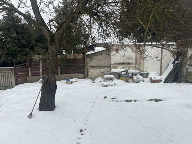 Eladó ikerház, Tatabányán 30 M Ft, 2+1 szobás