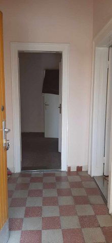 Eladó ikerház, Tatabányán 41.5 M Ft, 1 szobás