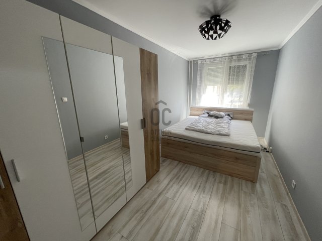Kiadó panellakás, albérlet, Debrecenben 220 E Ft / hó, 3 szobás