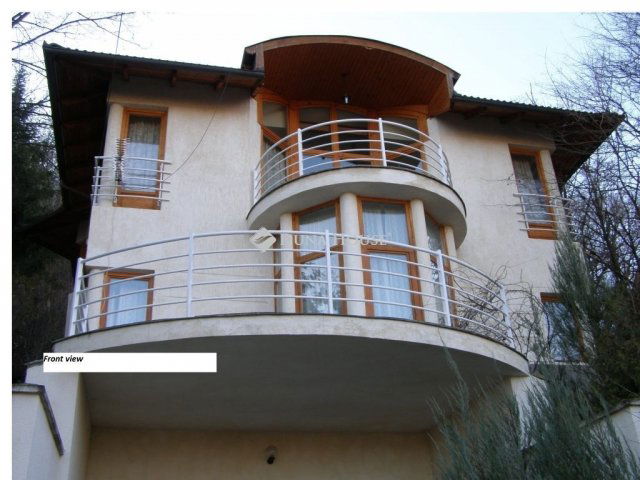 Eladó családi ház, Budapesten, II. kerületben 248.32 M Ft