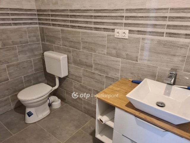 Eladó ikerház, Érden 126 M Ft, 4 szobás / költözzbe.hu