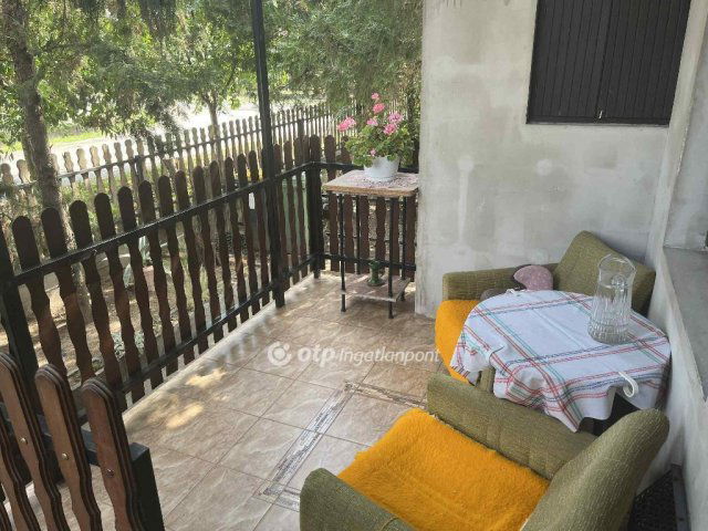 Eladó családi ház, Abonyban 59.15 M Ft, 3+2 szobás