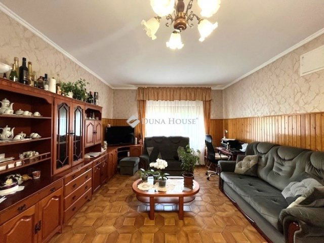 Eladó családi ház, Lajosmizsén 65 M Ft, 5 szobás