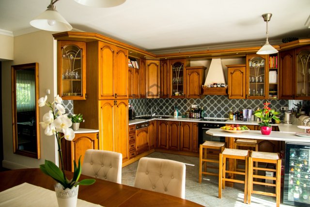 Eladó családi ház, Debrecenben 295 M Ft, 5 szobás