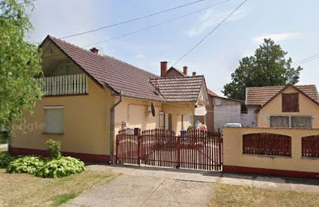 Eladó családi ház, Kiskunhalason 35 M Ft, 2+2 szobás
