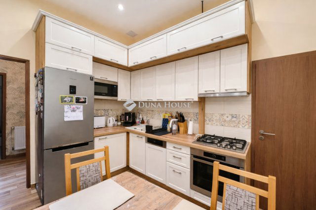 Eladó téglalakás, Budapesten, XIV. kerületben 95.5 M Ft