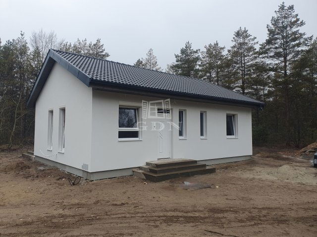 Eladó családi ház, Kecskeméten 72.9 M Ft, 3 szobás