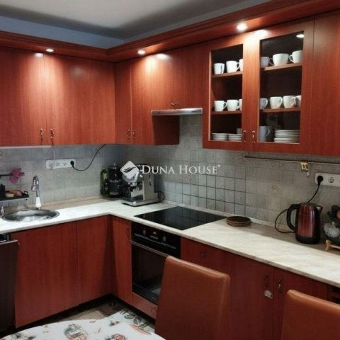 Eladó téglalakás, Budapesten, XVIII. kerületben 92.9 M Ft