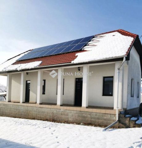 Eladó családi ház, Héten 23.6 M Ft, 3 szobás