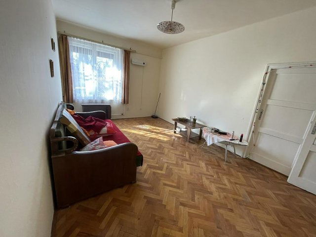 Eladó téglalakás, Vácon 57 M Ft, 2 szobás