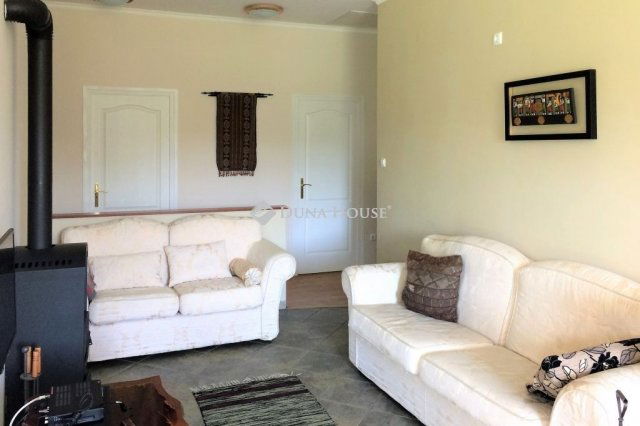 Eladó családi ház, Balatonvilágoson 149.9 M Ft, 4 szobás