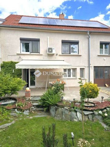 Eladó családi ház, Szombathelyen 99.9 M Ft, 6 szobás