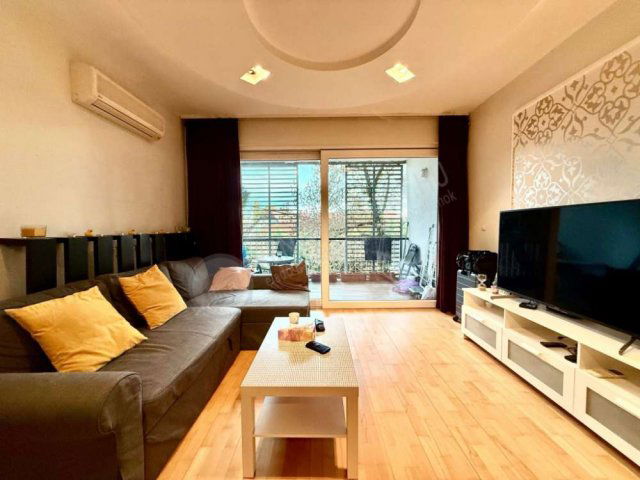 Eladó téglalakás, Budapesten, III. kerületben, Nánási úton