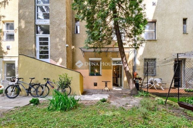 Eladó téglalakás, Budapesten, II. kerületben 59 M Ft, 1 szobás