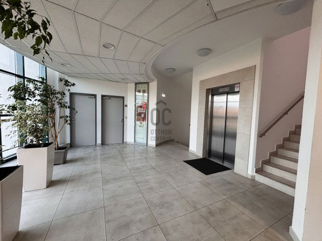 Eladó ipari ingatlan, Budapesten, XIII. kerületben 3996.012 M Ft