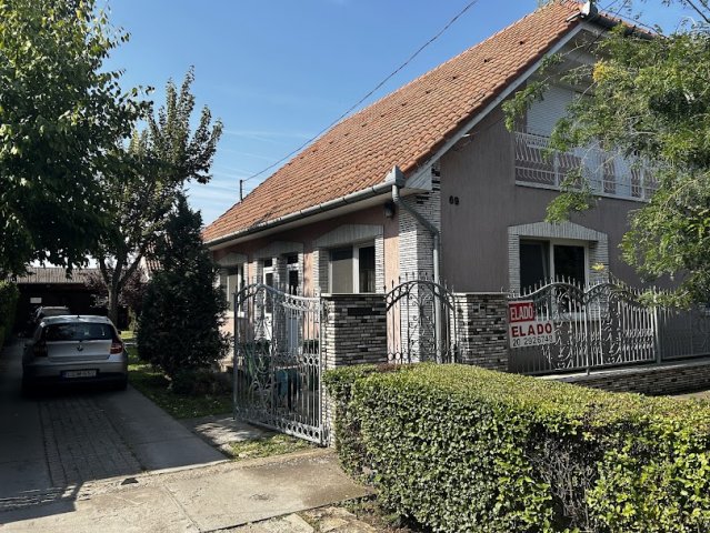 Eladó családi ház, Abonyban 79 M Ft, 4+2 szobás