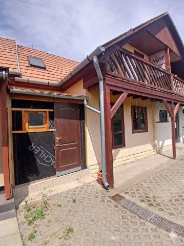 Eladó sorház, Szigethalmon 55 M Ft, 2+2 szobás
