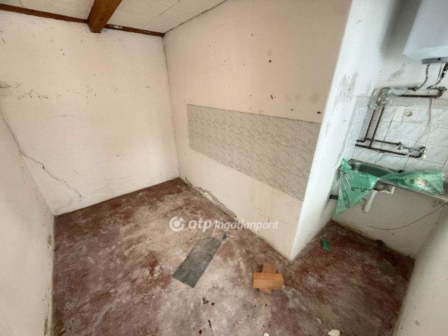 Eladó nyaraló, Tiszakécskén 13.9 M Ft, 1 szobás