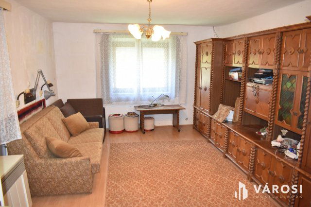 Eladó családi ház, Gyulán 36.9 M Ft, 4 szobás