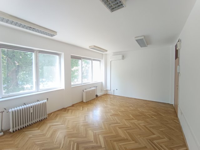 Kiadó iroda, Miskolcon 120 E Ft / hó, 1 szobás