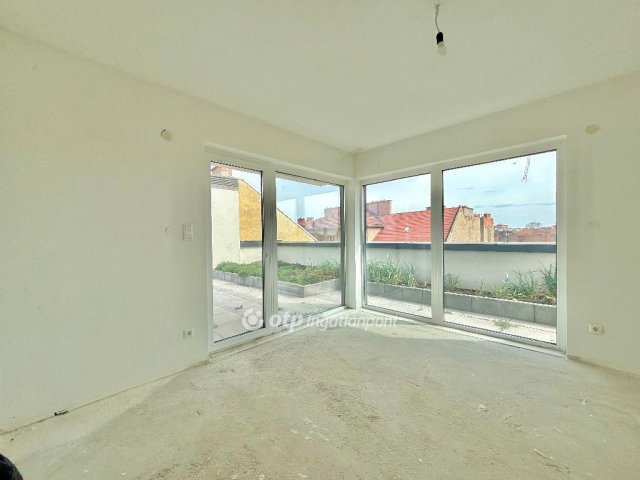 Eladó téglalakás, Budapesten, VIII. kerületben 197.239 M Ft