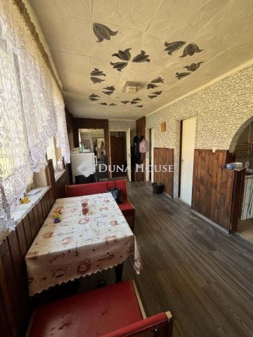 Eladó családi ház, Mérken 14.9 M Ft, 3 szobás